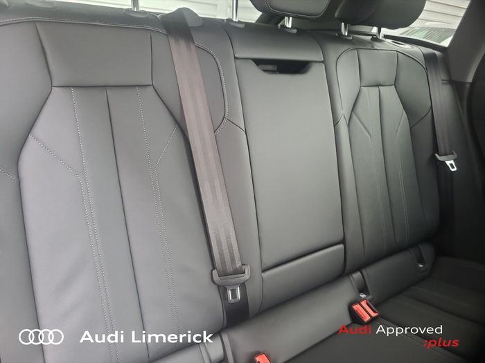 Audi Q6 e-tron 2026