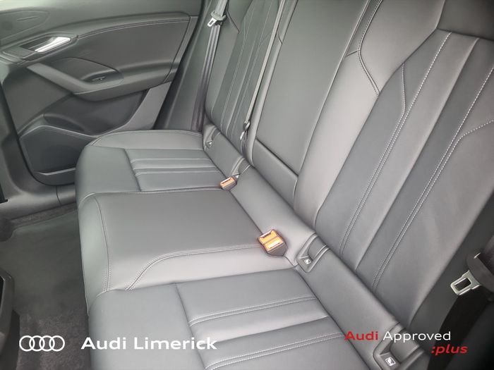 Audi Q6 e-tron 2026