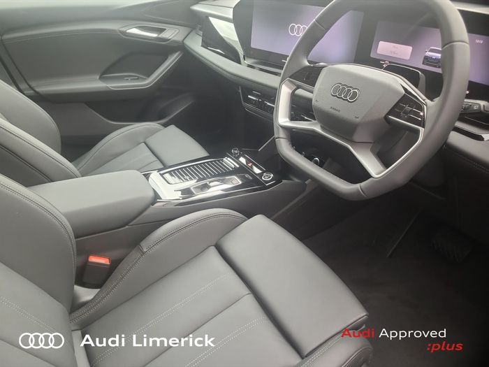 Audi Q6 e-tron 2026