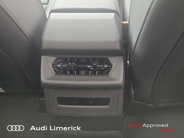 Audi Q6 e-tron 2026