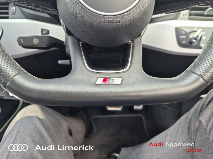 Audi A4 2022