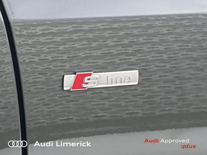 Audi A4 2024