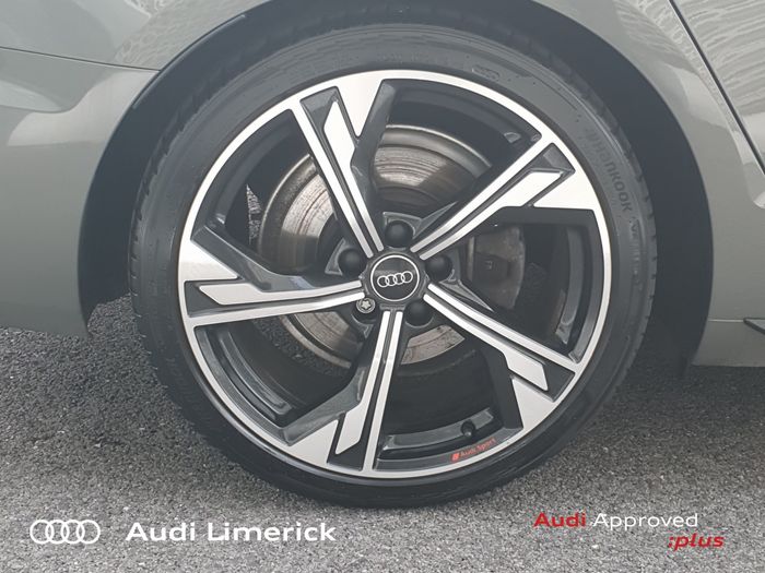 Audi A4 2024