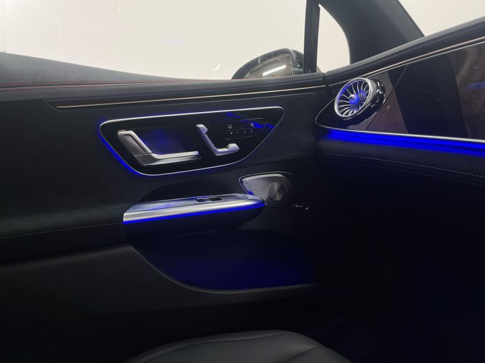 Mercedes-Benz EQE 2025
