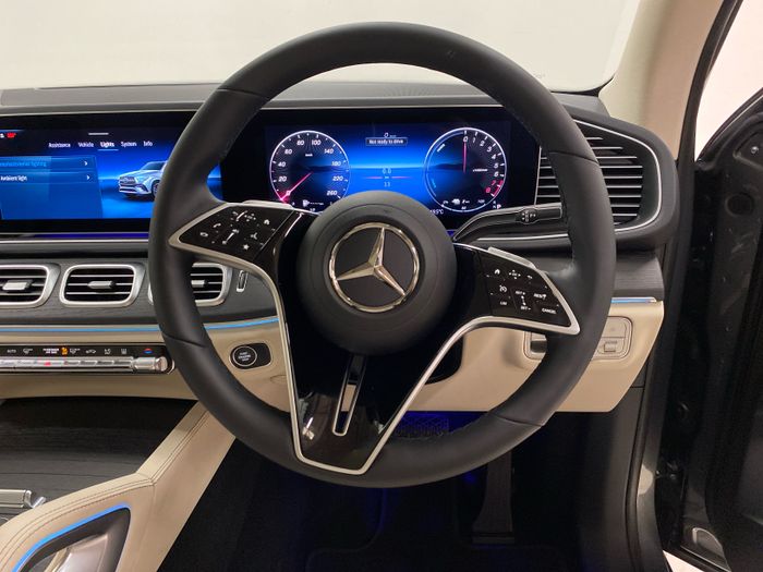 Mercedes-Benz GLE 2025