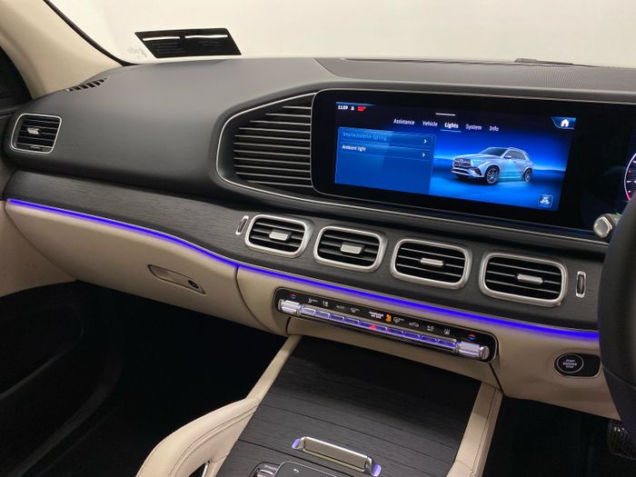 Mercedes-Benz GLE 2025