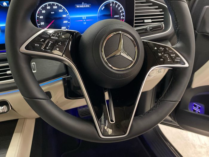 Mercedes-Benz GLE 2025