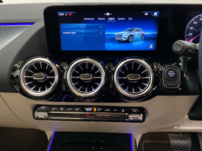 Mercedes-Benz GLA 2026