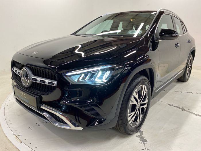 Mercedes-Benz GLA 2026