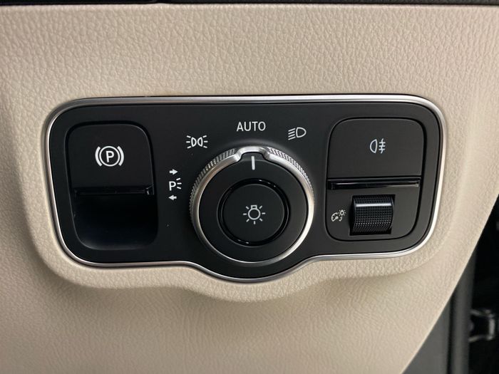 Mercedes-Benz GLA 2026