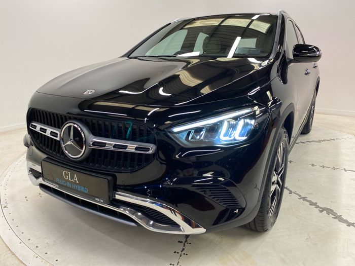 Mercedes-Benz GLA 2026