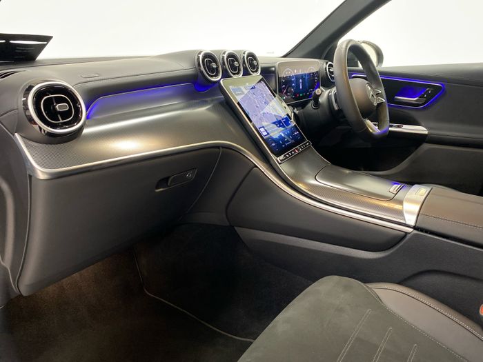 Mercedes-Benz GLC 2025