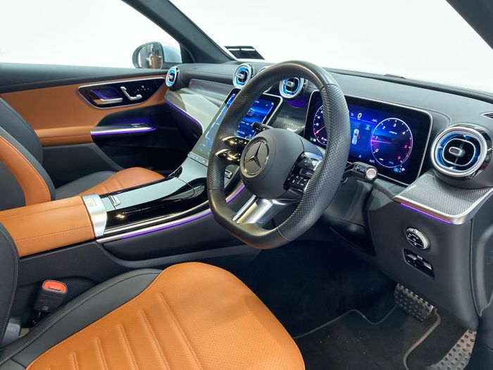 Mercedes-Benz GLC 2025