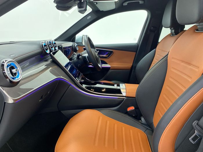 Mercedes-Benz GLC 2025