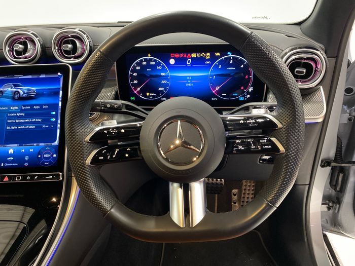 Mercedes-Benz GLC 2025