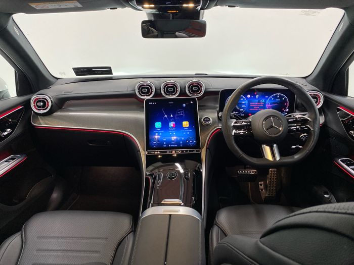 Mercedes-Benz GLC 2025