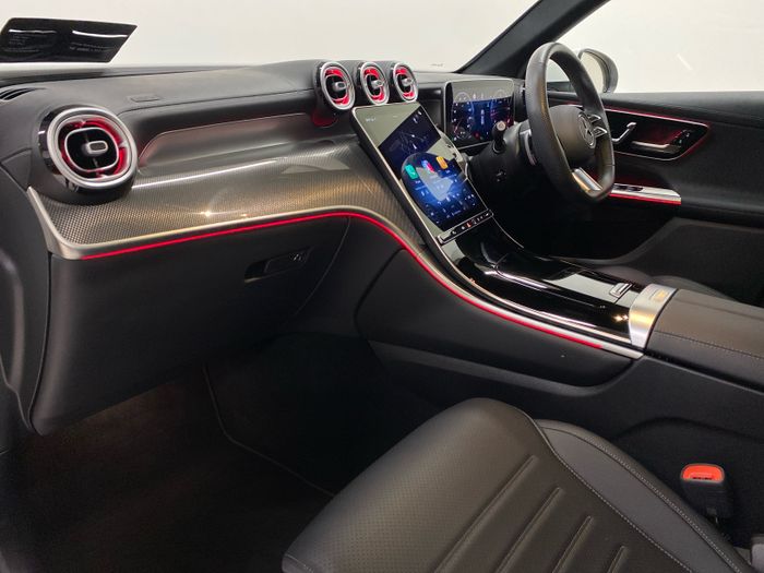 Mercedes-Benz GLC 2025