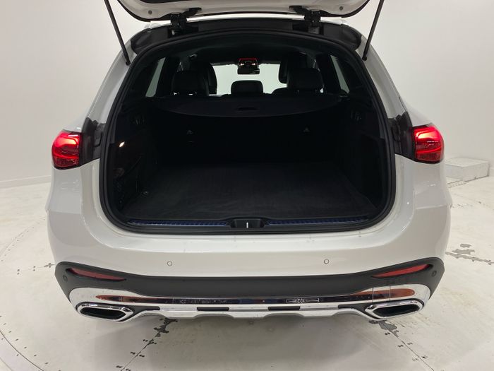 Mercedes-Benz GLC 2025