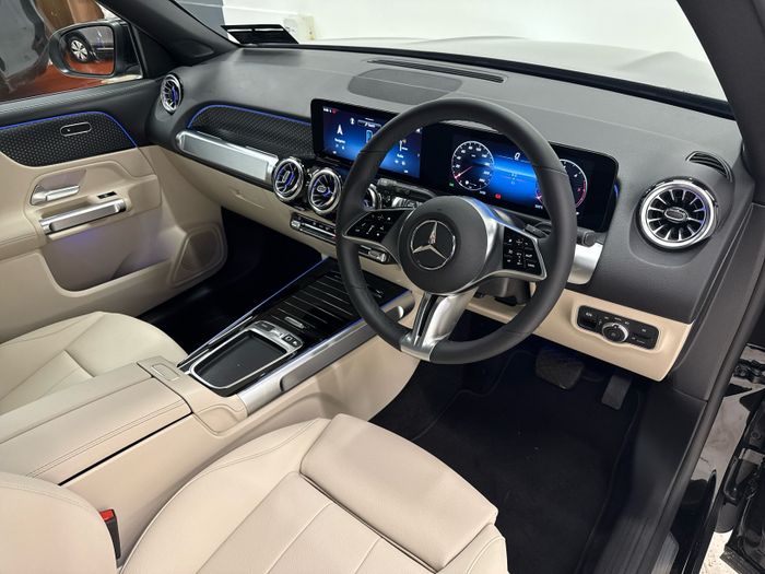 Mercedes-Benz GLB 2026