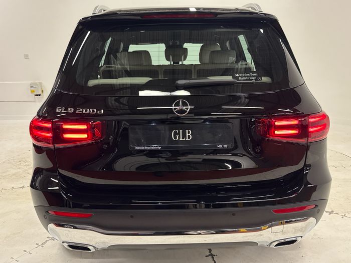 Mercedes-Benz GLB 2026