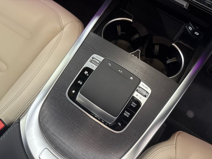 Mercedes-Benz G-Class 2025