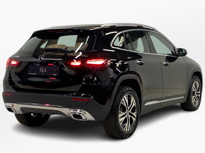 Mercedes-Benz GLA 2026