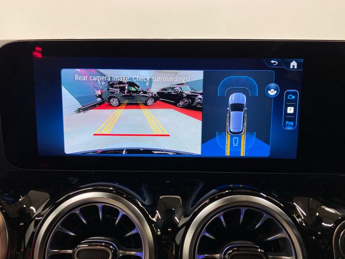 Mercedes-Benz GLA 2026