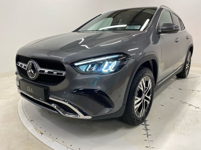 Mercedes-Benz GLA 2026