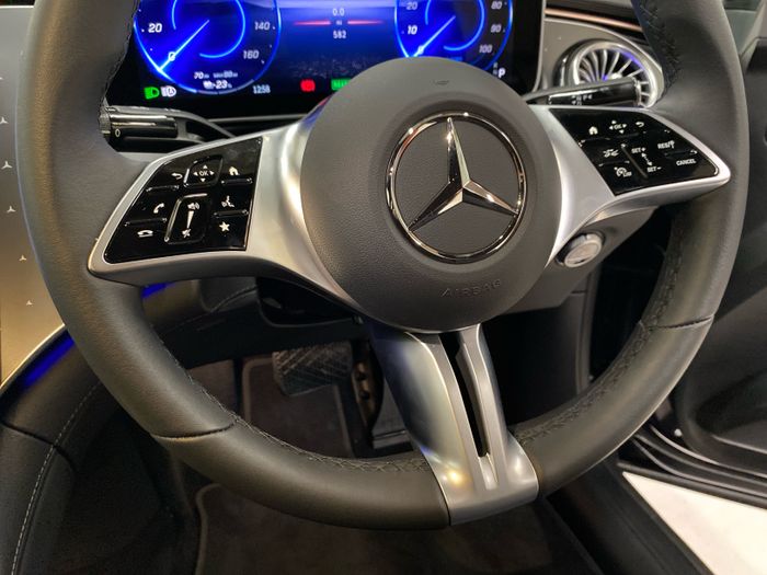 Mercedes-Benz EQE 2025