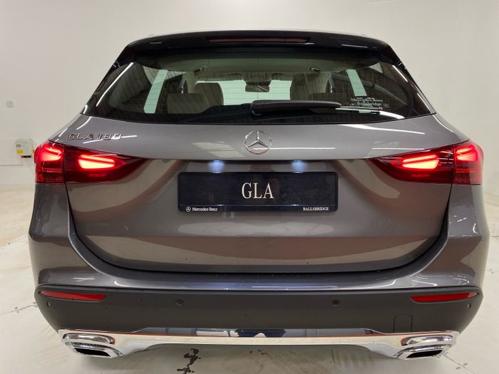 Mercedes-Benz GLA 2026