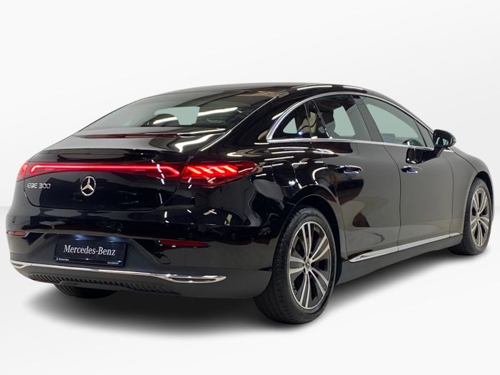 Mercedes-Benz EQE 2025