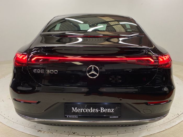 Mercedes-Benz EQE 2025