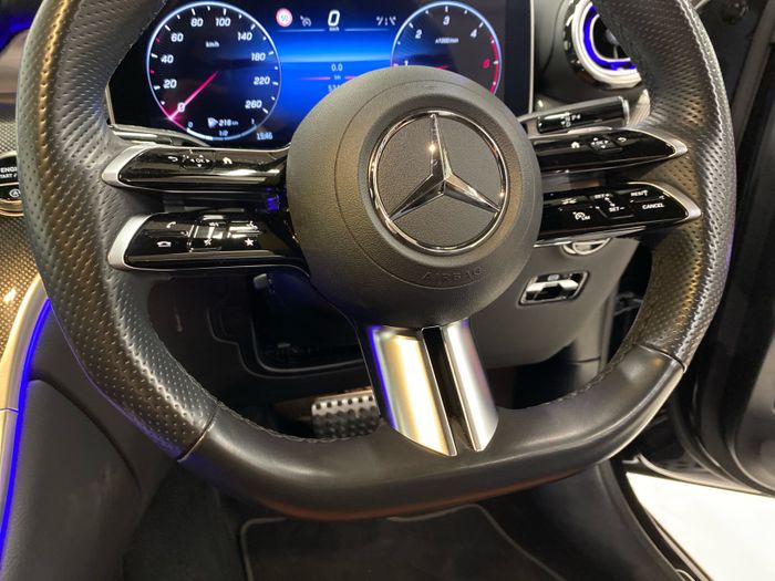 Mercedes-Benz GLC 2023