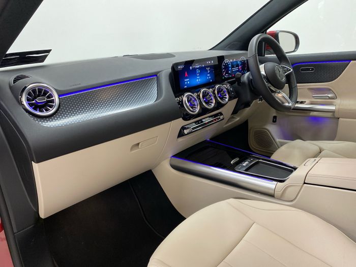 Mercedes-Benz GLA 2025