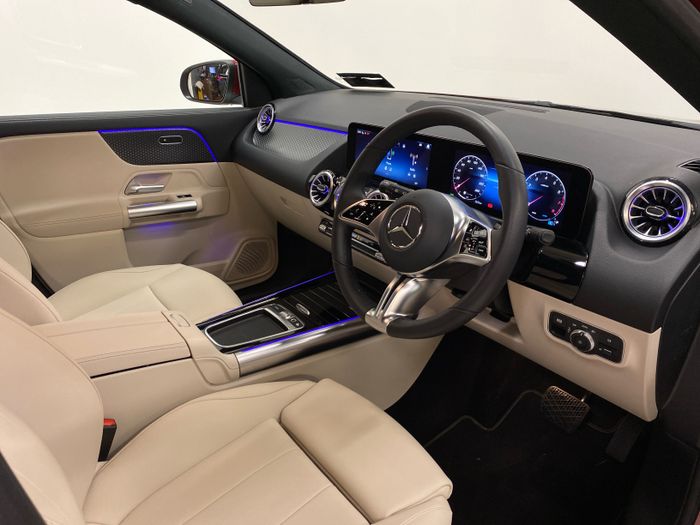 Mercedes-Benz GLA 2025