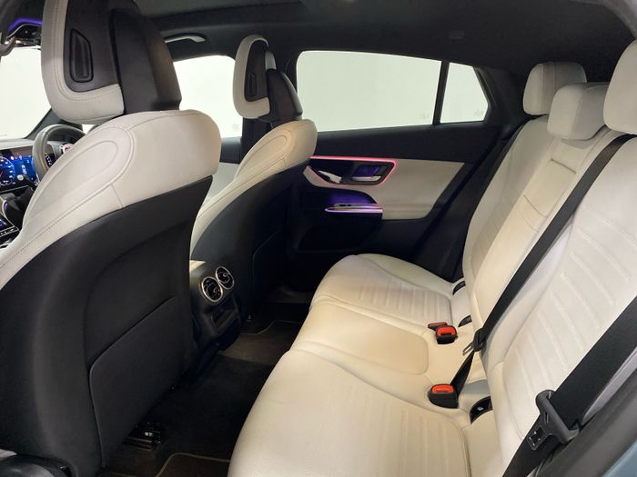 Mercedes-Benz GLC 2025