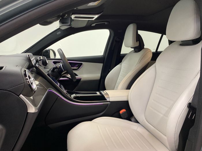 Mercedes-Benz GLC 2025