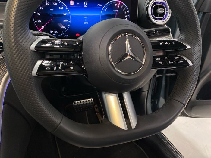 Mercedes-Benz GLC 2025