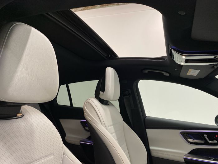 Mercedes-Benz GLC 2025