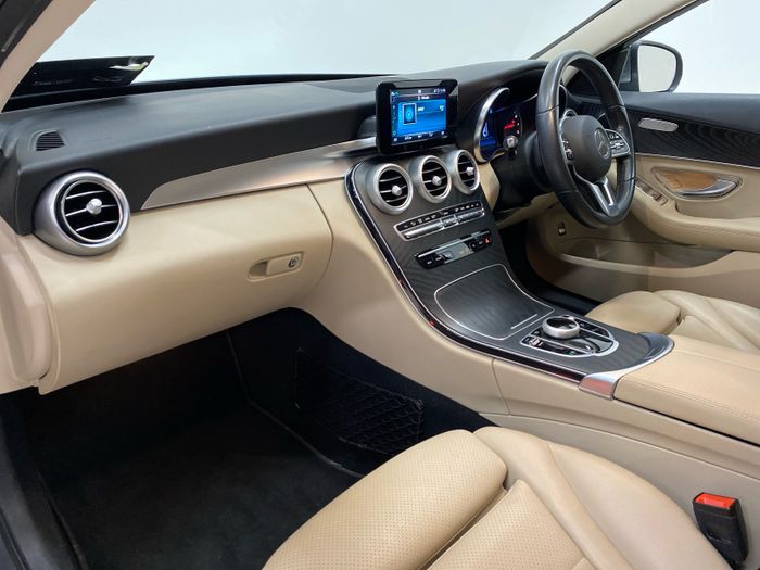 Mercedes-Benz C-Class 2020