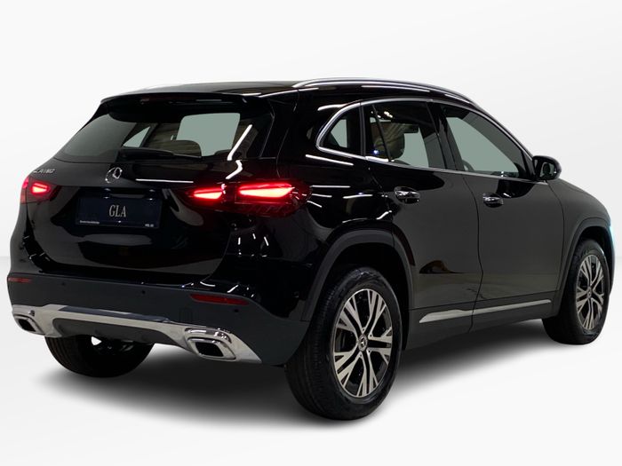 Mercedes-Benz GLA 2026