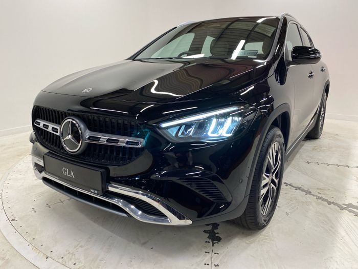 Mercedes-Benz GLA 2026