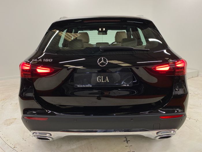 Mercedes-Benz GLA 2026