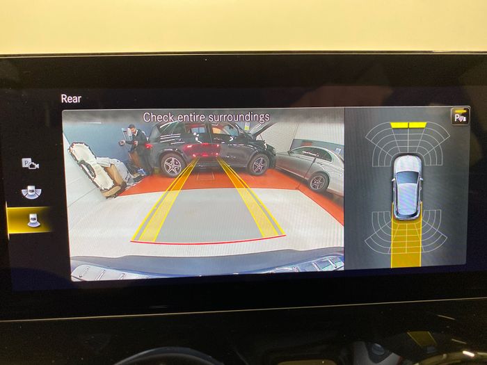 Mercedes-Benz EQA 2023