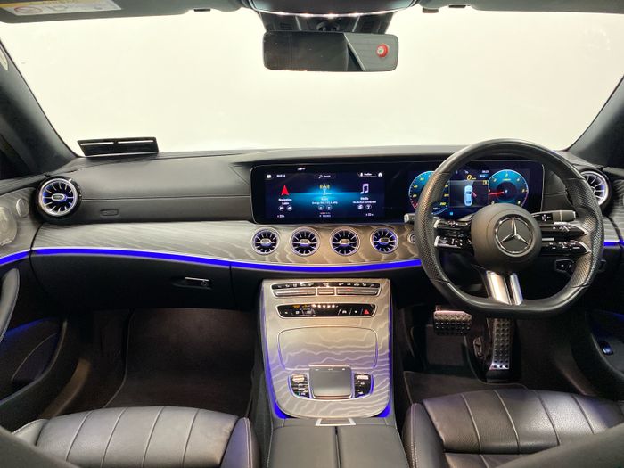 Mercedes-Benz E-Class 2022