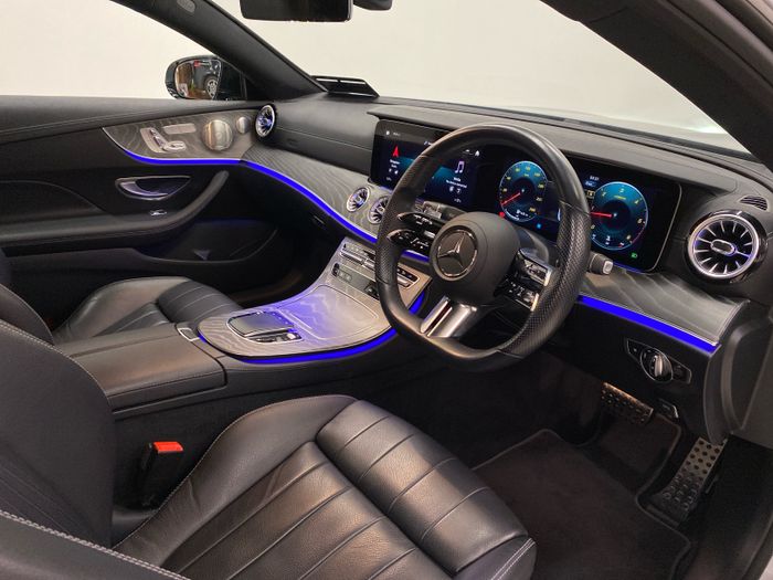Mercedes-Benz E-Class 2022