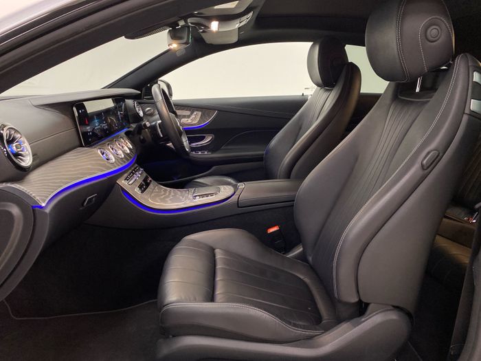 Mercedes-Benz E-Class 2022