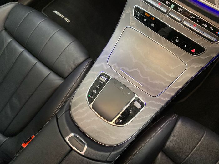 Mercedes-Benz E-Class 2022
