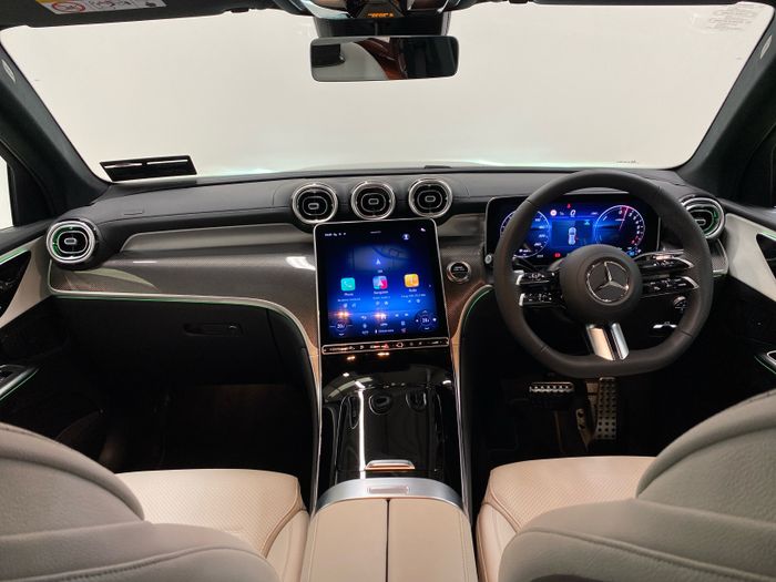 Mercedes-Benz GLC 2026