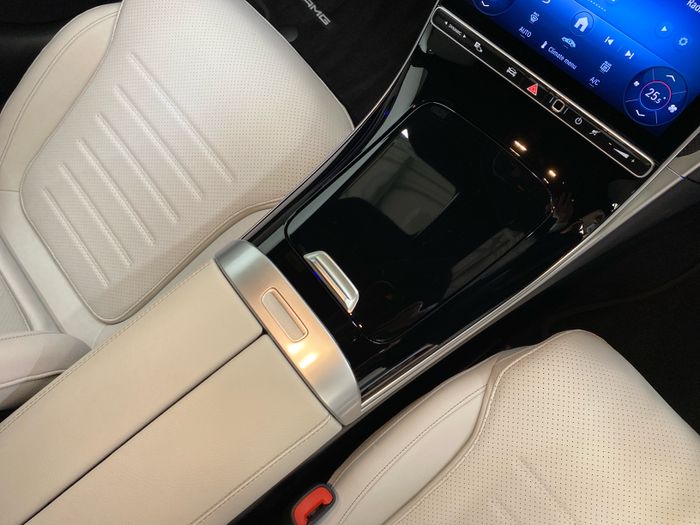 Mercedes-Benz C-Class 2026